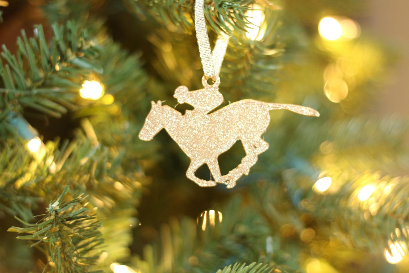 The Best Equestrian Ornaments for Your Christmas Tree - STABLE STYLE