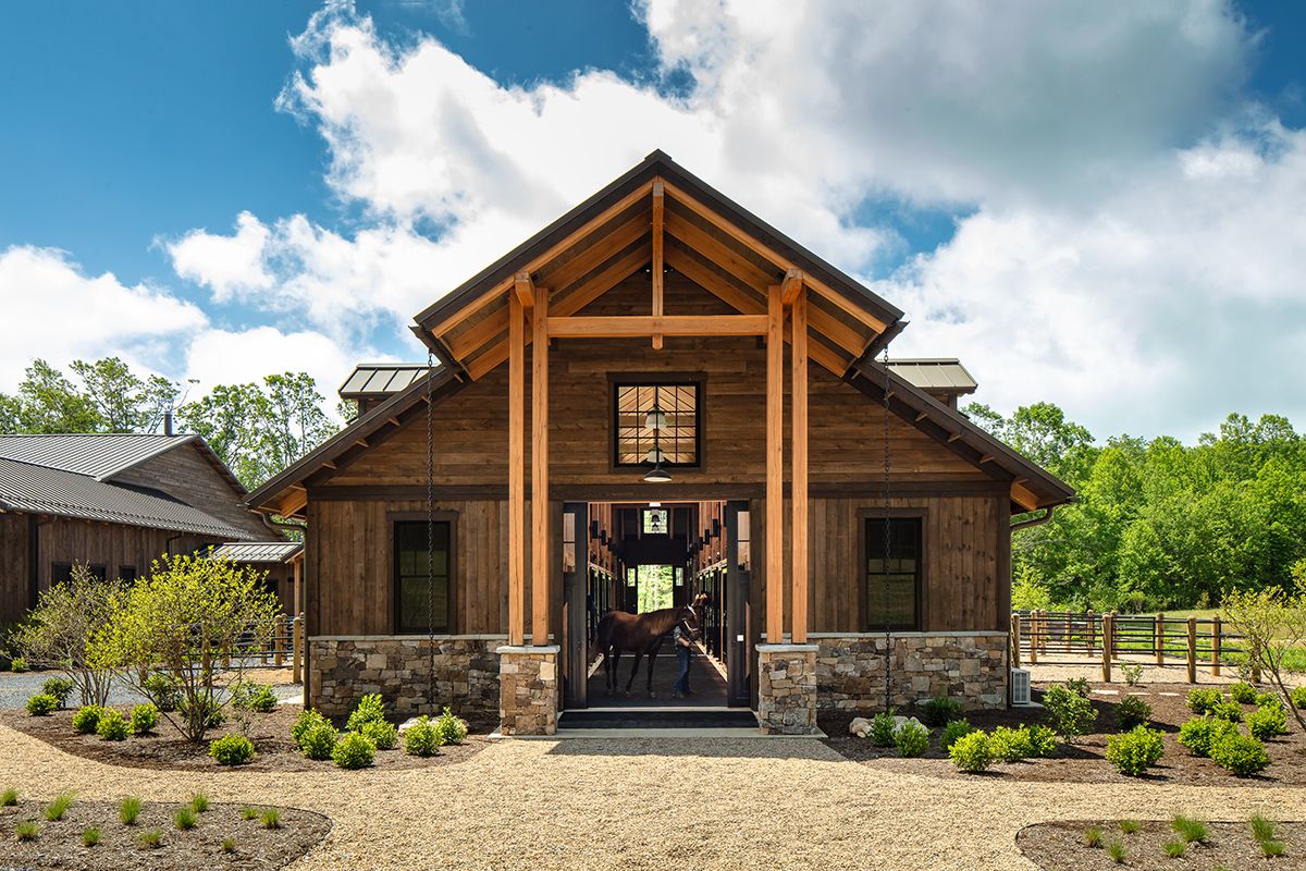 Tour A Modern & Rustic Horse Property In Virginia - STABLE STYLE